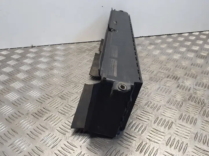 Nissan Qashqai (2013 - 2017) 623224EA0A Дефлектор воздуха — фото 4
