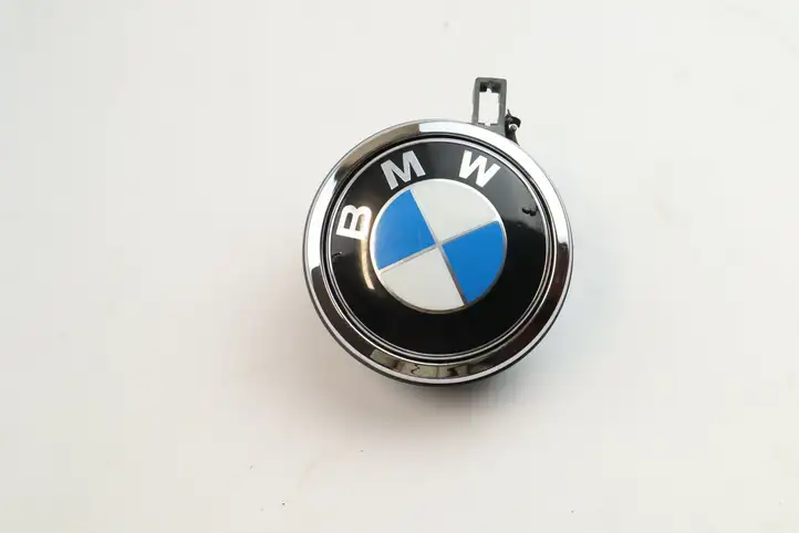 BMW M6 E63/E64 (2004 - 2010) 7061327 Замок крышки багажника — фото 1