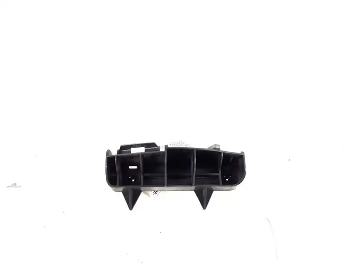 Toyota Avensis T270 (2009 - 2012) 52563-05030 Кронштейн заднего бампера — фото 1
