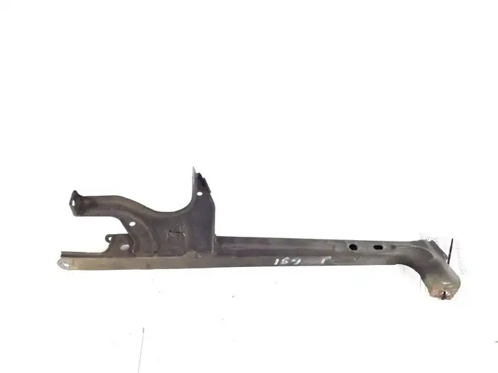 Toyota Corolla E120 E130 (2000 - 2004) 53208-13060 Кронштейн панели радиатора — фото 1