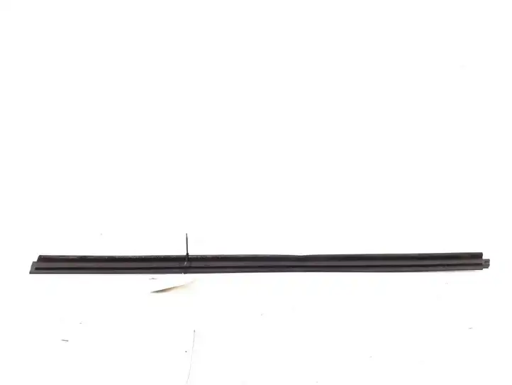 Toyota Aygo AB10 (2005 - 2008) 68160-0H010 Накладка стекла передней двери — фото 2