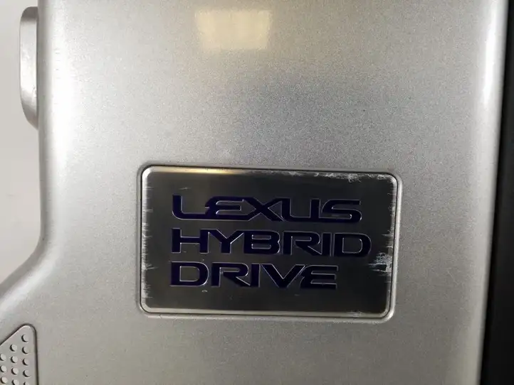 Lexus RX 330 - 350 - 400H (2008 - 2012) 53796-48050 Крышка двигателя декоративная — фото 3