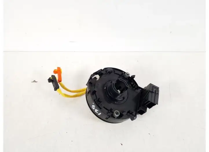 Toyota Avensis T250 (2003 - 2006) 84306-05050 Контактное кольцо SRS — фото 2