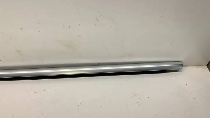 BMW 3 G20 G21 (2019 - ) 51407465147 Накладка стекла задней двери — фото 4