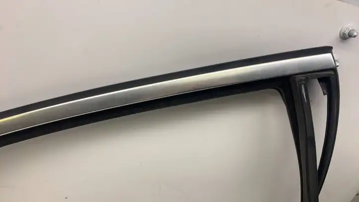 BMW 3 G20 G21 (2019 - ) 7465168 Накладка стекла задней двери — фото 3