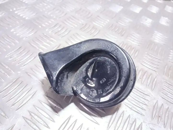 Volkswagen Golf V (2003 - 2009)   Звуковой сигнал