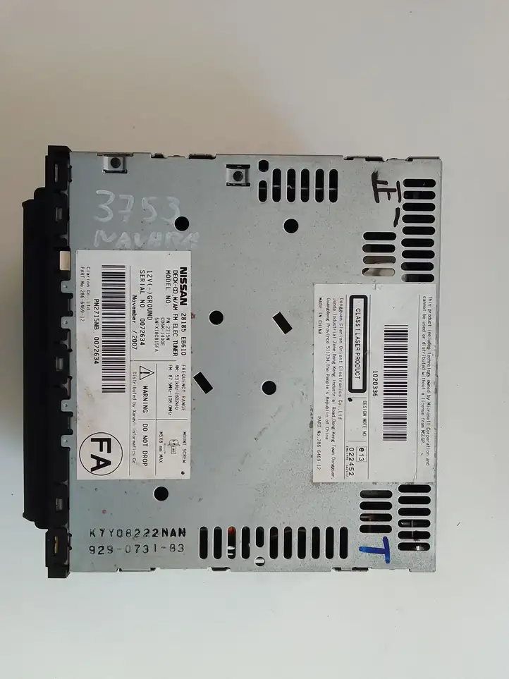 Nissan Navara D40 (2004 - 2015)  28185EB610 Радио/ проигрыватель CD/DVD / навигация