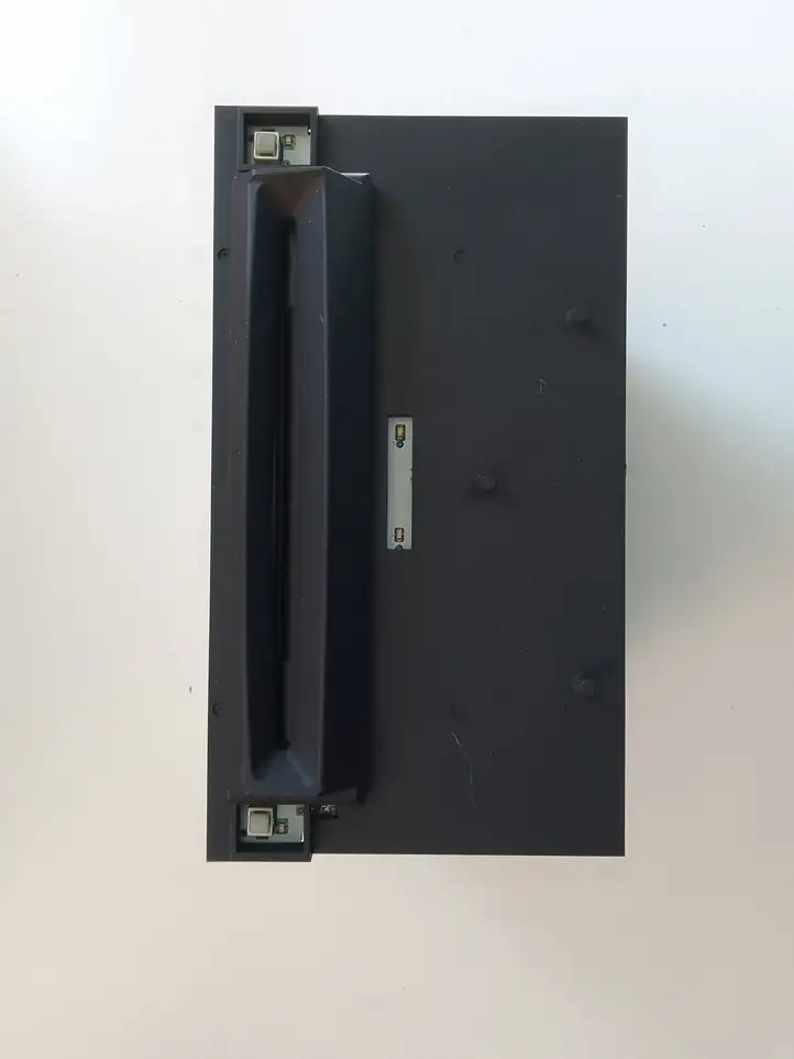 Nissan Navara D40 (2004 - 2015)  28185EB610 Радио/ проигрыватель CD/DVD / навигация