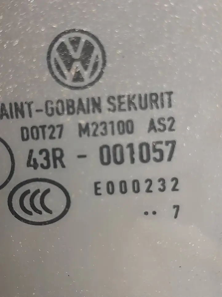 Volkswagen Golf Plus (2004 - 2008) 43R001057 Стекло задней двери — фото 2