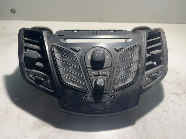 Ford Fiesta (2006 - 2008) Ba6t18k811ad Магнитола / мультимедийная система — фото 1