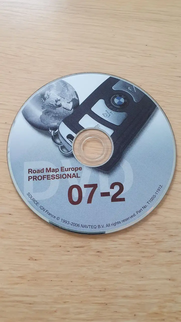 BMW 5 E60 E61 (2004 - 2010) T100011912 Навигационные карты CD/DVD — фото 1