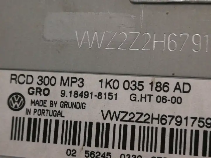 Volkswagen PASSAT B6 (2005 - 2010) 1K0035186AD Магнитола / мультимедийная система — фото 4