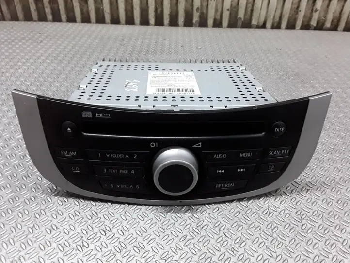 Mitsubishi Grandis (2003 - 2012) 8701A117 Магнитола / мультимедийная система — фото 1