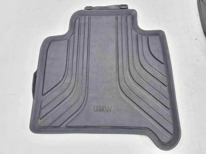 BMW 2 F46 (2015 - )  2287863 Комплект автомобильного коврика