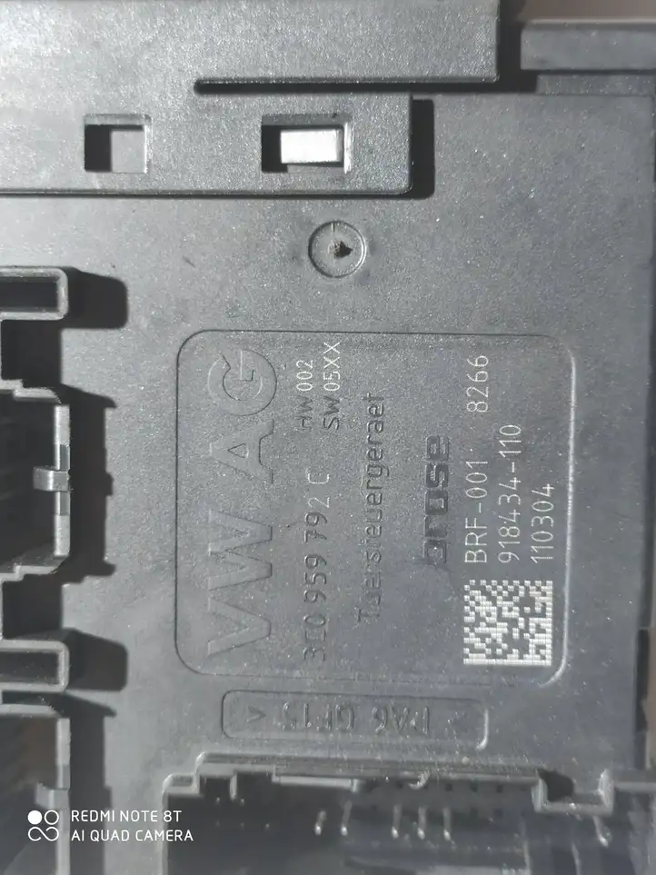 Volkswagen PASSAT B6 (2005 - 2010) 3C0959792C Мотор стеклоподъемника передний — фото 2
