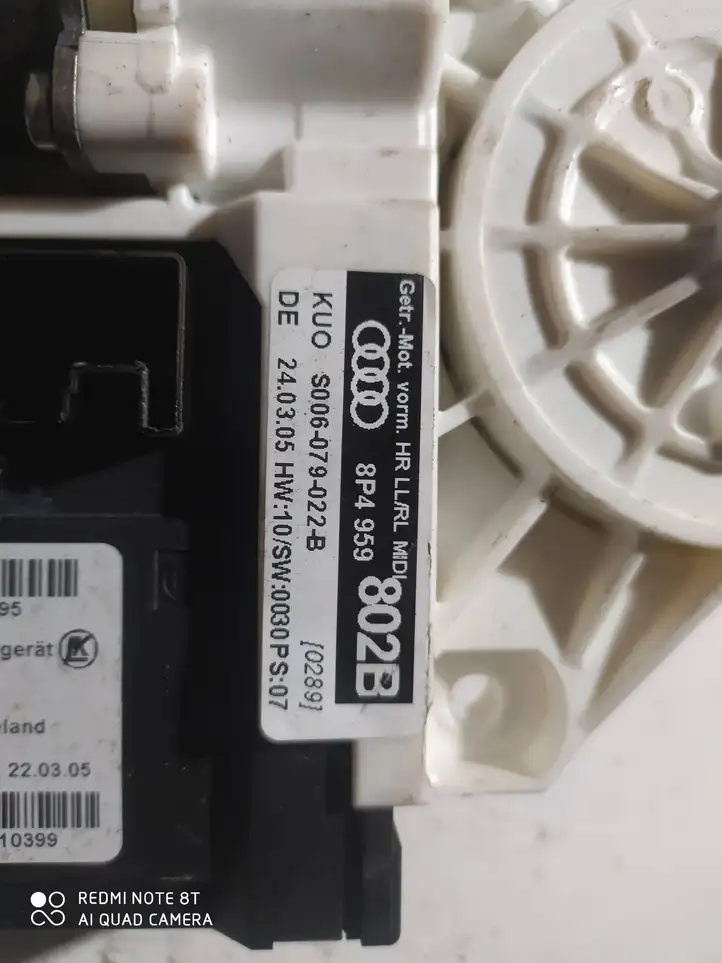 Audi A3/S3 8P (2004 - 2008) 8P4959802B Стеклоподъемник задней двери — фото 2