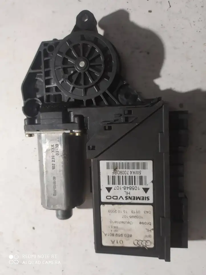 Audi A4 S4 B6 8E 8H (2000 - 2006) 8E0959801A Стеклоподъемник задней двери — фото 1