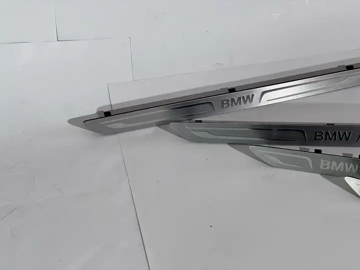 BMW X5 F15 (2013 - 2017) 7313143 Внутренняя отделка заднего порога — фото 6