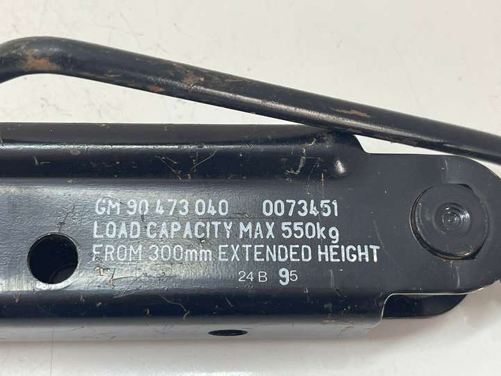 Opel Astra (2004 - 2009)  90473040 Домкрат (данкрат)