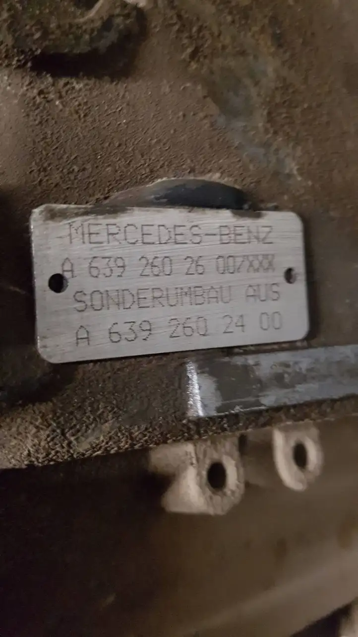 Mercedes-Benz Vito Viano W639 (2003 - 2010) A6392602400 Механическая коробка передач, 6 передач — фото 2
