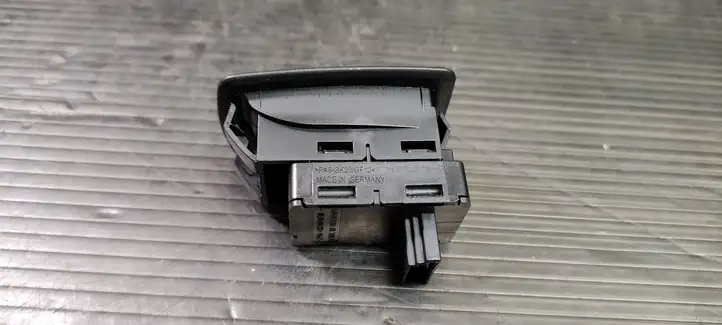 BMW 3 E90 E91 (2005 - 2012) 6945874 Кнопка стеклоподъемников — фото 3