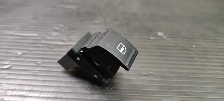 Volkswagen Golf V (2003 - 2009) 7L6959855B Кнопка стеклоподъемников — фото 1