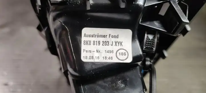 Audi Q5 SQ5 (2017 - ) 8K0819203 Центральный воздушный дефлектор — фото 3