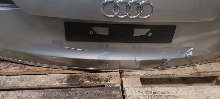 Audi Q5 SQ5 (2017 - ) Крышка багажника — фото 2