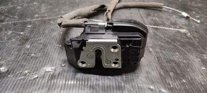 Nissan Qashqai (2010 - 2013) PBT30 Замок задней двери — фото 4