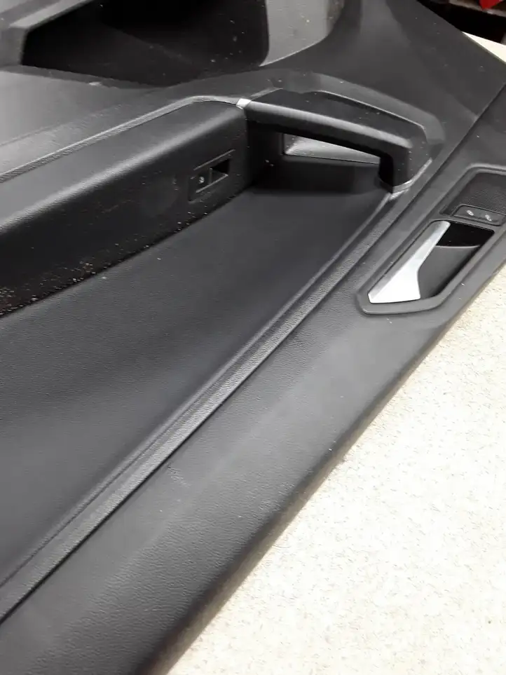 Volkswagen Tiguan (2016 - 2020) 5NN867012 Обшивка передней двери — фото 2