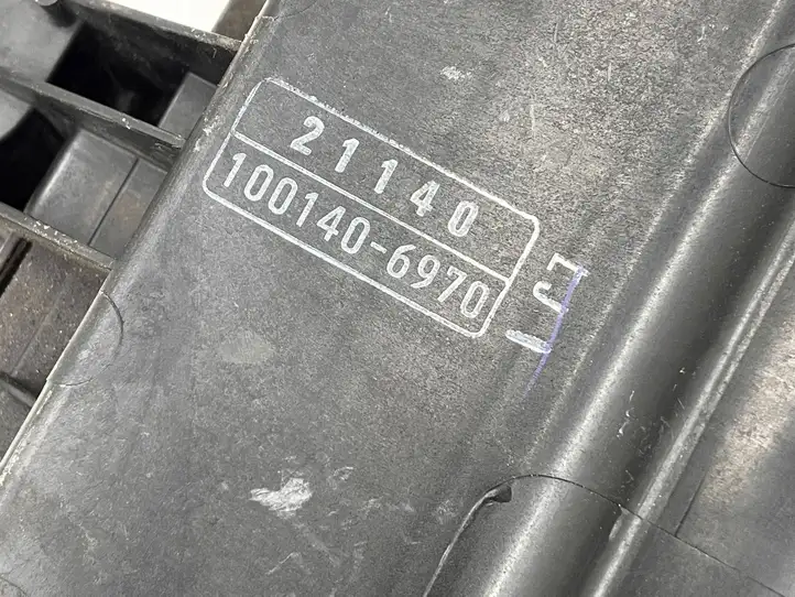 Toyota Prius (XW20) (2003 - 2009) 1001406970 Корпус воздушного фильтра — фото 2