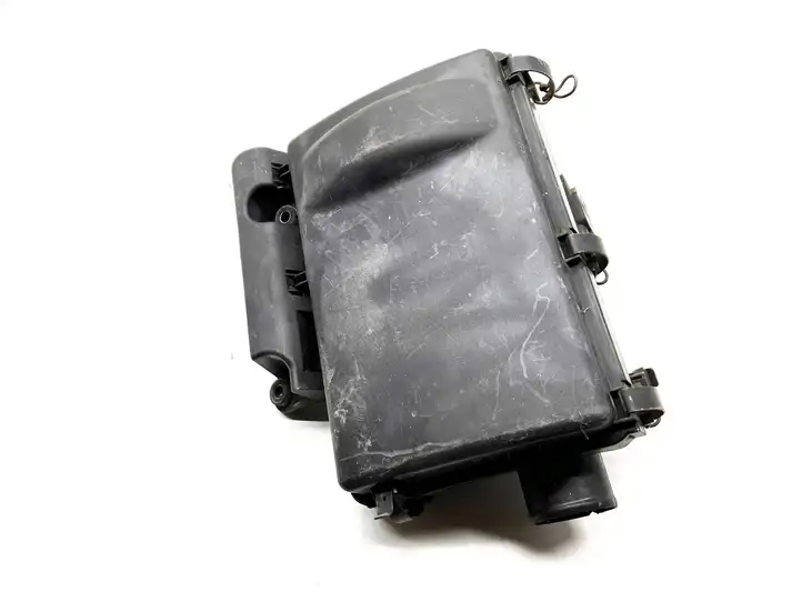 Toyota Prius (XW20) (2003 - 2009) 1001406970 Корпус воздушного фильтра — фото 3
