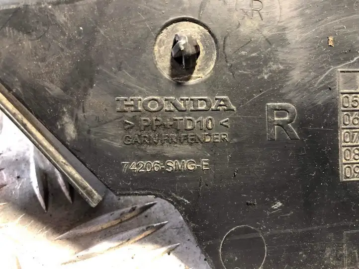 Honda Civic (2006 - 2011) 74206SMGE Молдинг крыла — фото 4