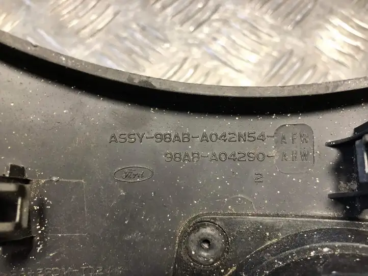 Ford Focus (1998 - 2004) 98AB19893BGW Боковой воздушный дефлектор — фото 6