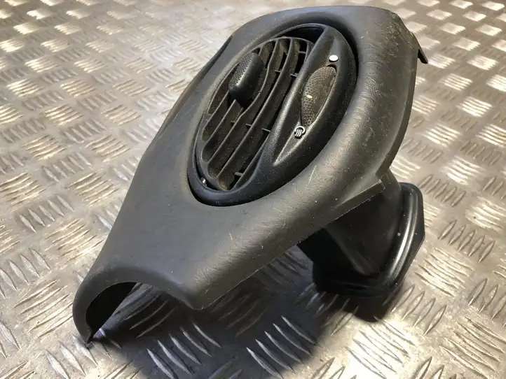 Ford Focus (1998 - 2004) 98AB19893BGW Боковой воздушный дефлектор — фото 8