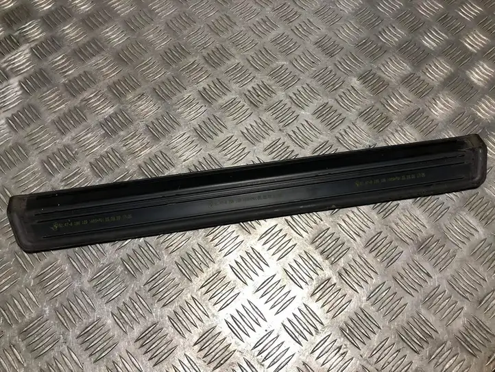 BMW 3 E46 (1998 - 2005) 51478196129 Внутренняя отделка переднего порога — фото 1