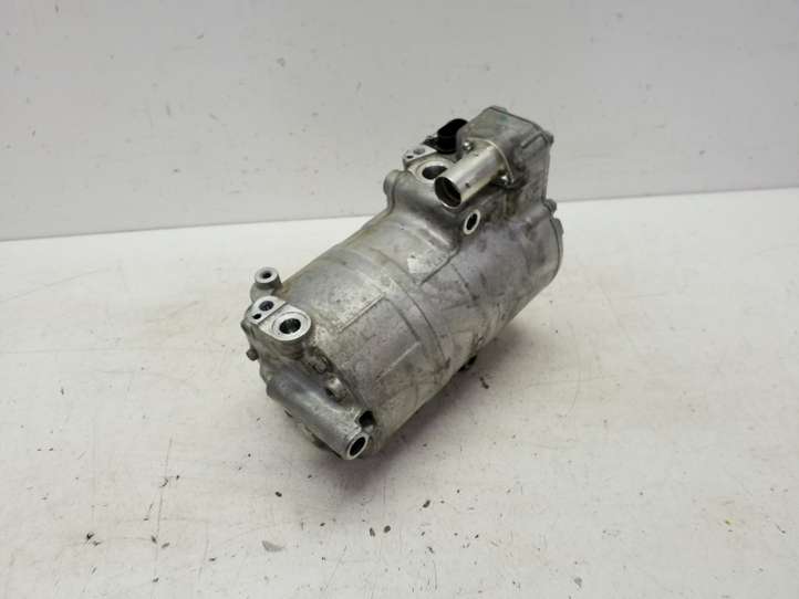 BMW 5 F10 F11 (2009 - 2016)  SHS33H4195 Компрессор (насос) кондиционера воздуха
