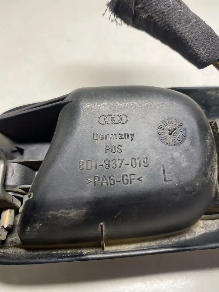 Audi A4 S4 B5 8D (1999 - 2001) 8D1837019 Внутренняя ручка двери — фото 2