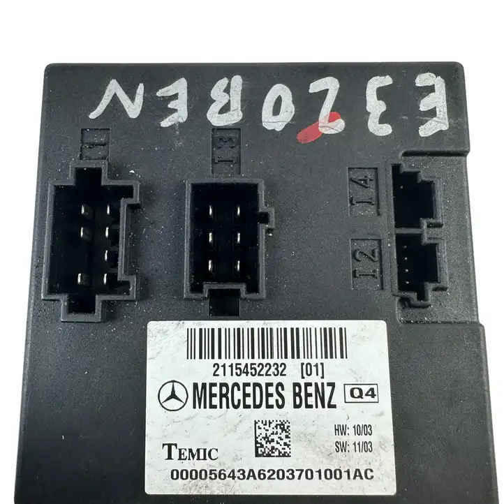 Mercedes-Benz E W211 (2002 - 2009) 2115452232 Модуль комфорта — фото 5