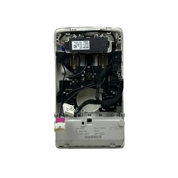 Audi A5 8T 8F (2007 - 2011) 8T0947135B Передняя подсветка — фото 2