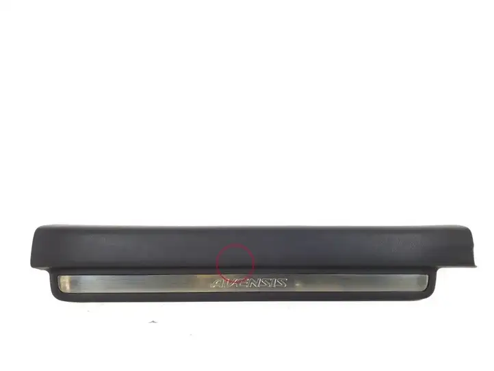 Toyota Avensis T250 (2003 - 2006) 67914-05040 Внутренняя отделка переднего порога — фото 1