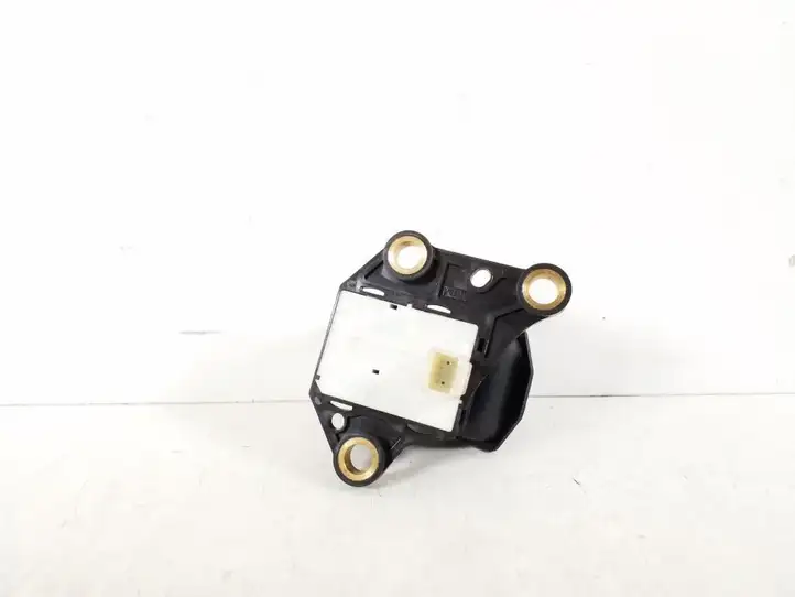 Toyota Avensis T270 (2009 - 2012) 84390-05020 Кнопка ручного тормоза — фото 3