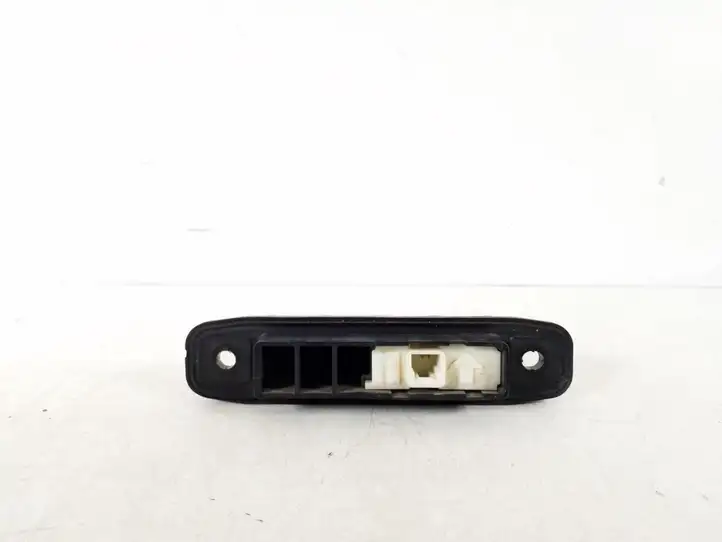 Toyota Avensis T270 (2009 - 2012) 84840-28030 Ручка багажной двери — фото 3