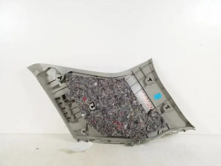 Toyota Auris 150 (2006 - 2012) 62480-02060 Верхняя обшивка стойки D — фото 2