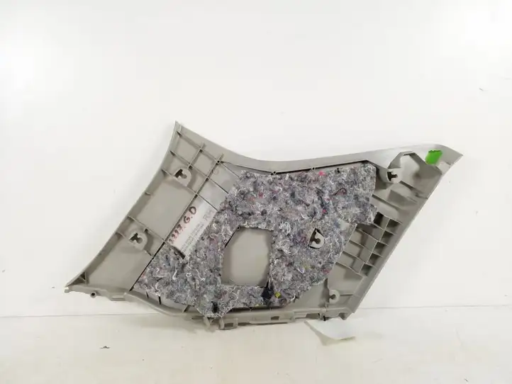 Toyota Auris 150 (2006 - 2012) 62470-02040 Верхняя обшивка стойки D — фото 4