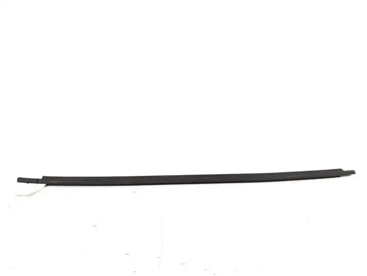 Toyota Auris 150 (2006 - 2012) 75710-02140 Накладка стекла передней двери — фото 1
