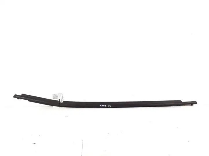 Toyota Auris 150 (2006 - 2012) 75730-02121 Молдинги задней двери — фото 1