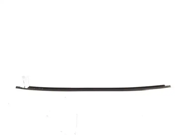 Toyota Auris 150 (2006 - 2012) 75720-02140 Накладка стекла передней двери — фото 3