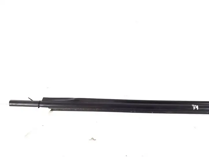 Toyota Auris 150 (2006 - 2012) 75710-12770 Накладка стекла передней двери — фото 2