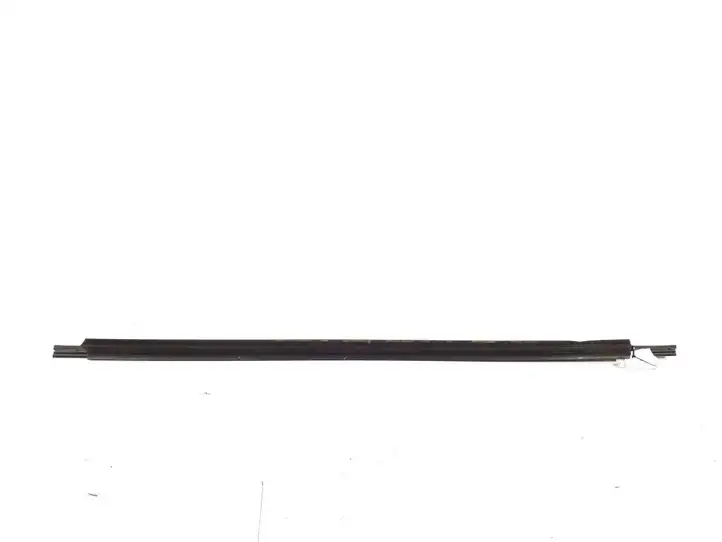 Toyota Auris 150 (2006 - 2012) 75710-12770 Накладка стекла передней двери — фото 3